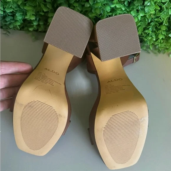Aldo Priyah 1091435 Chestnut with Wood & Gold Block Heels Women's Size 11 - Picture 2 of 14